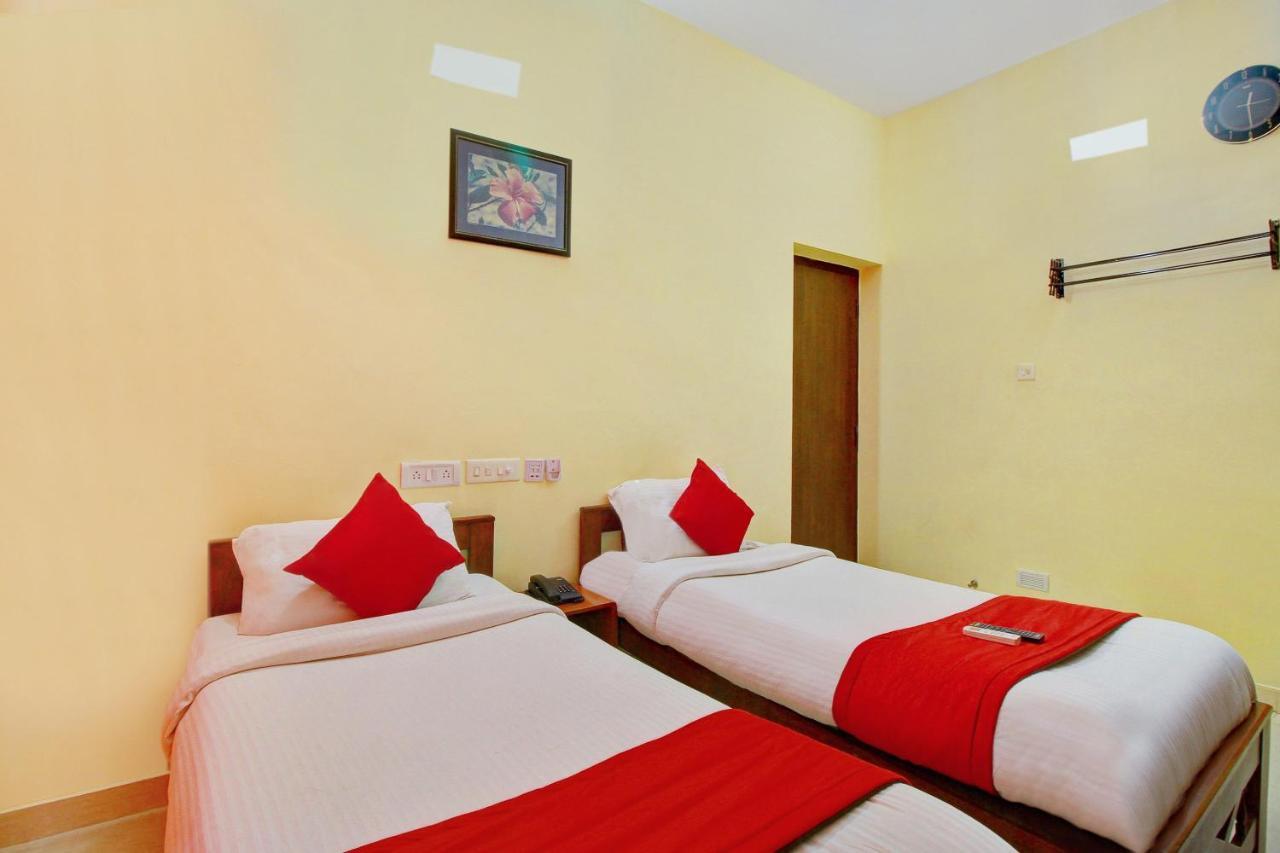 OYO 3318 Hibiscus Guest House Chennai Exterior foto