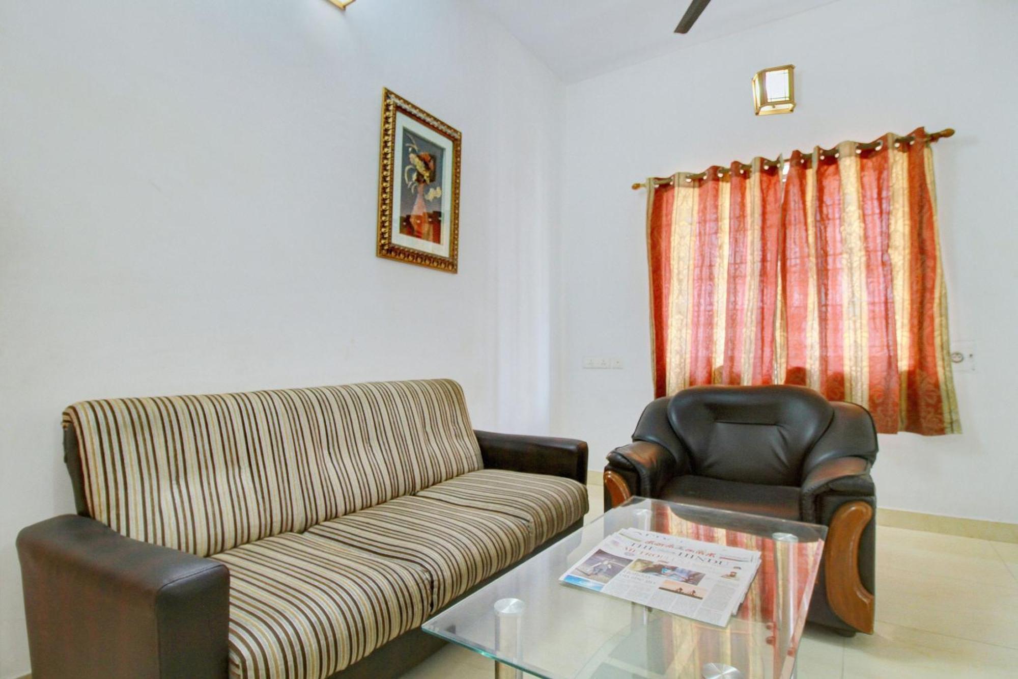 OYO 3318 Hibiscus Guest House Chennai Exterior foto