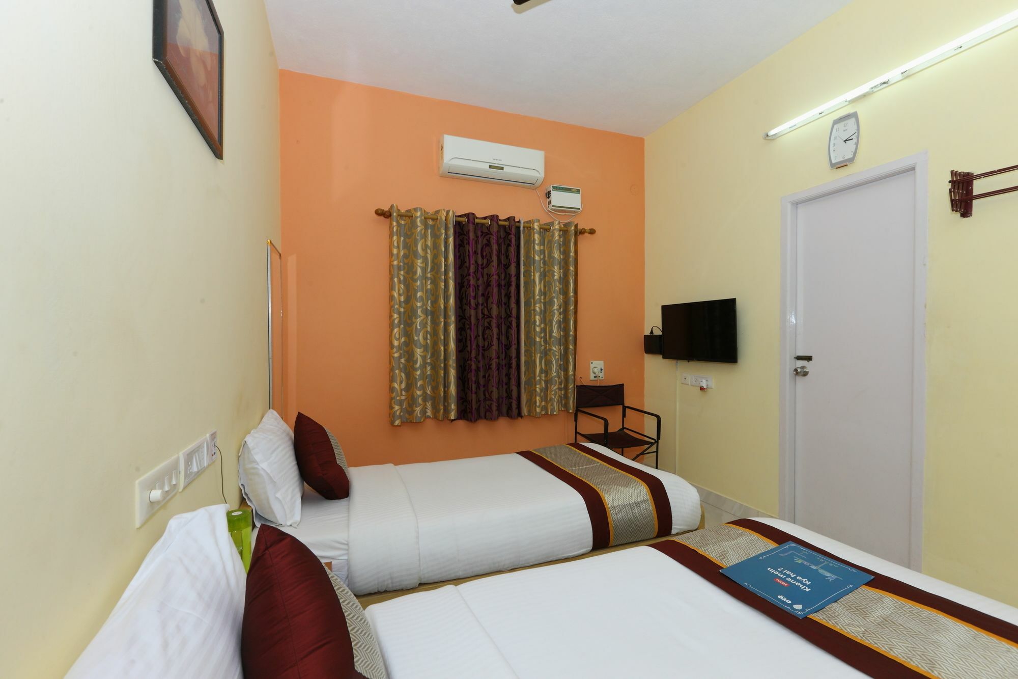 OYO 3318 Hibiscus Guest House Chennai Exterior foto